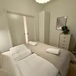Newly Renovated 2Br With Large Balcony