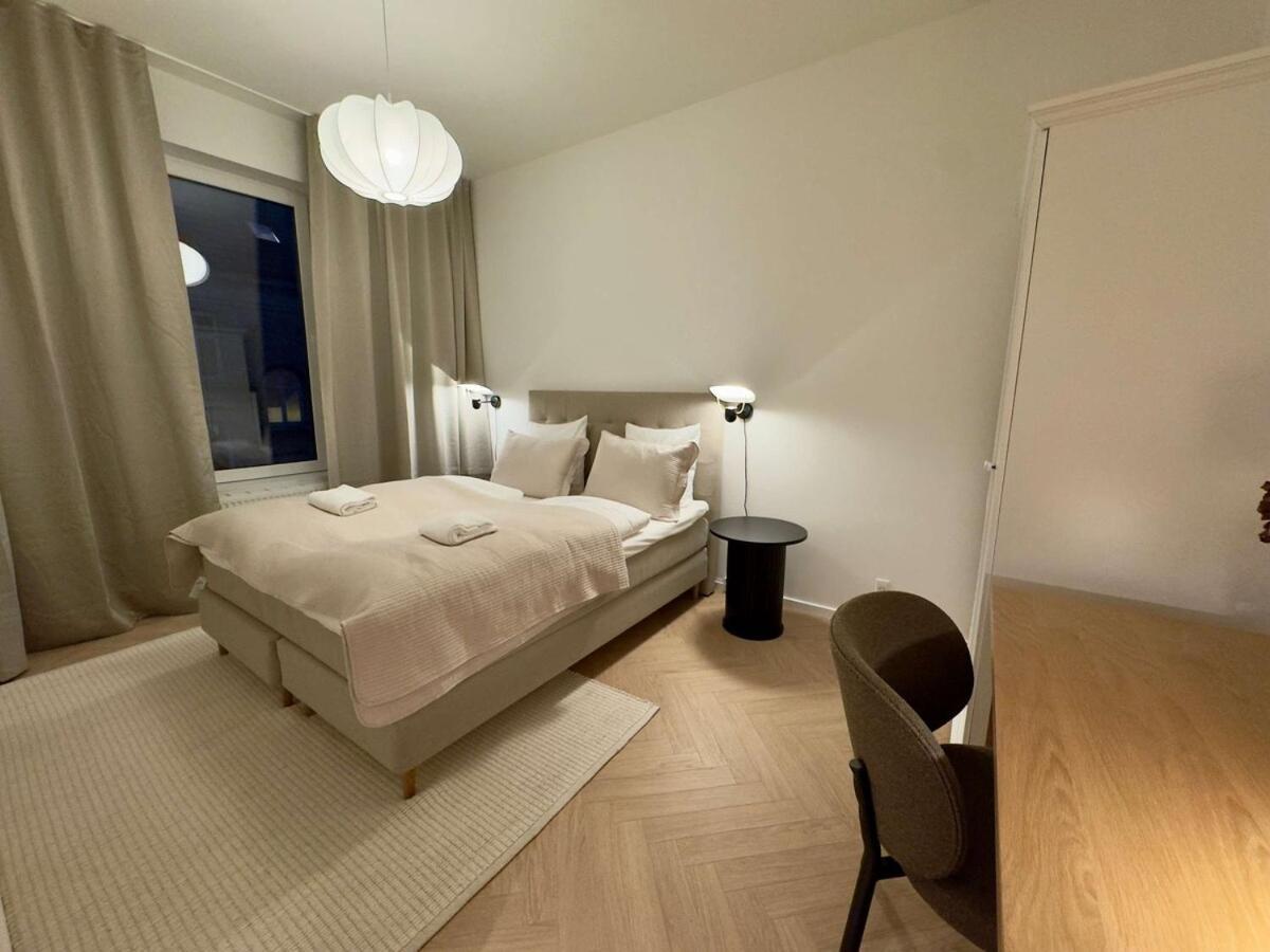 Newly Renovated 2br With Large Balcony