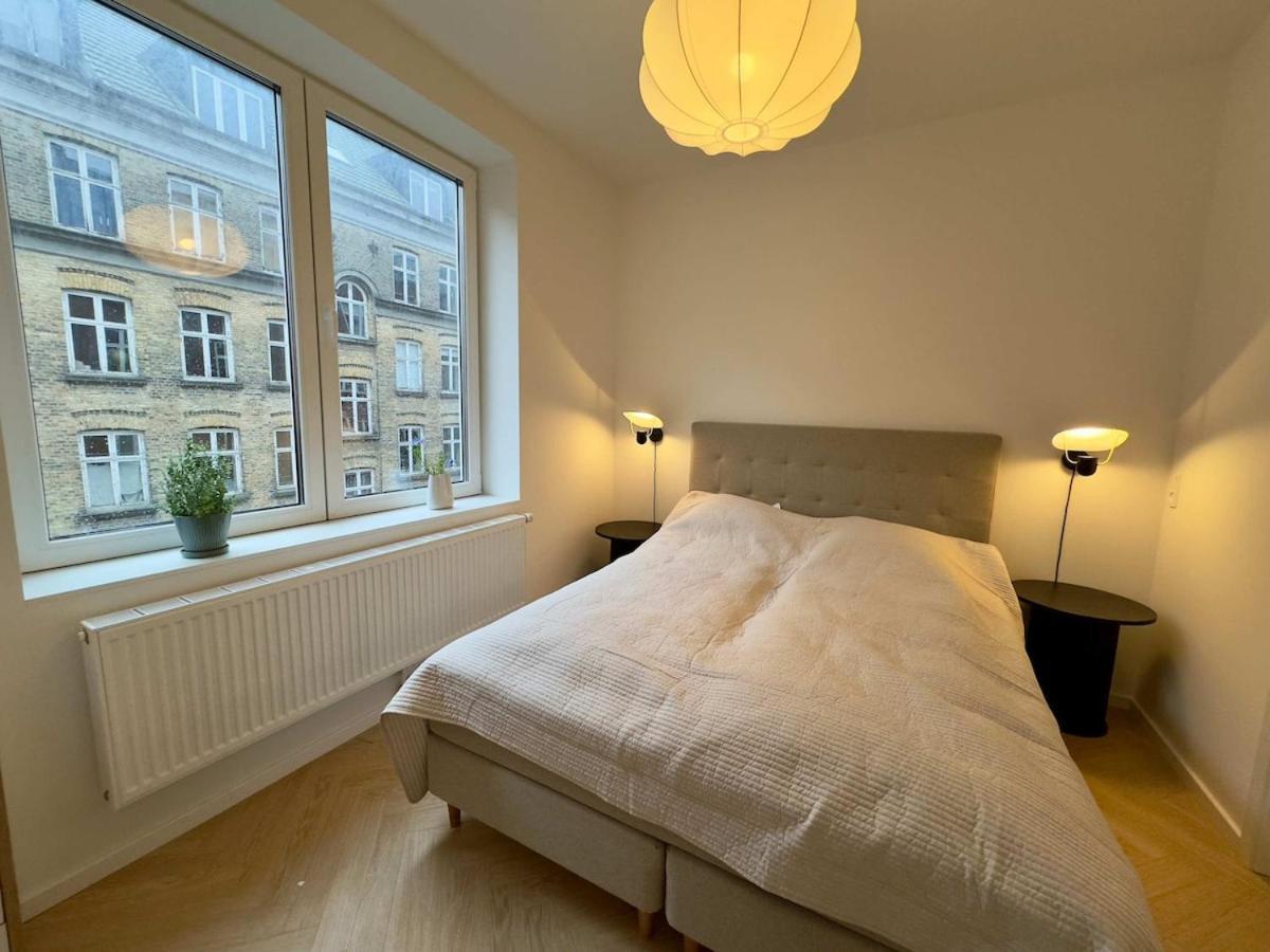Appartement Newly Renovated 2br With Large Balcony