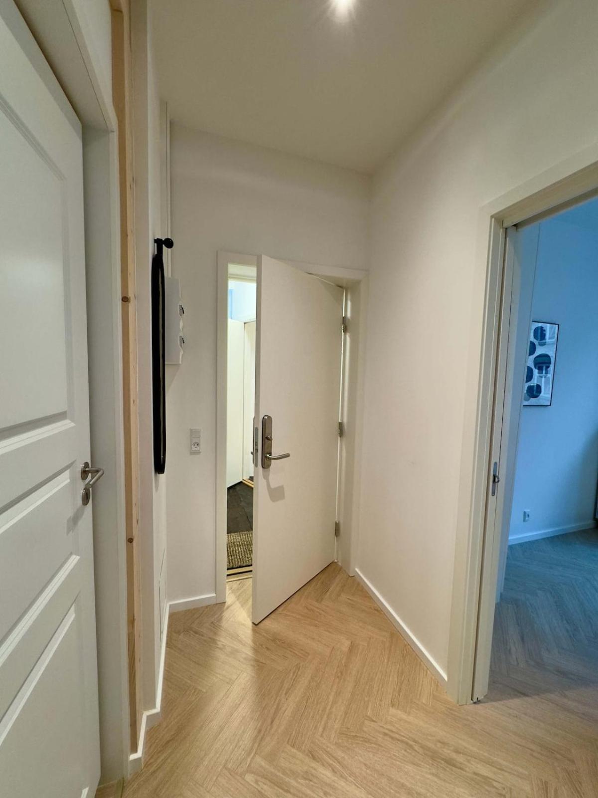 Newly Renovated 2br With Large Balcony