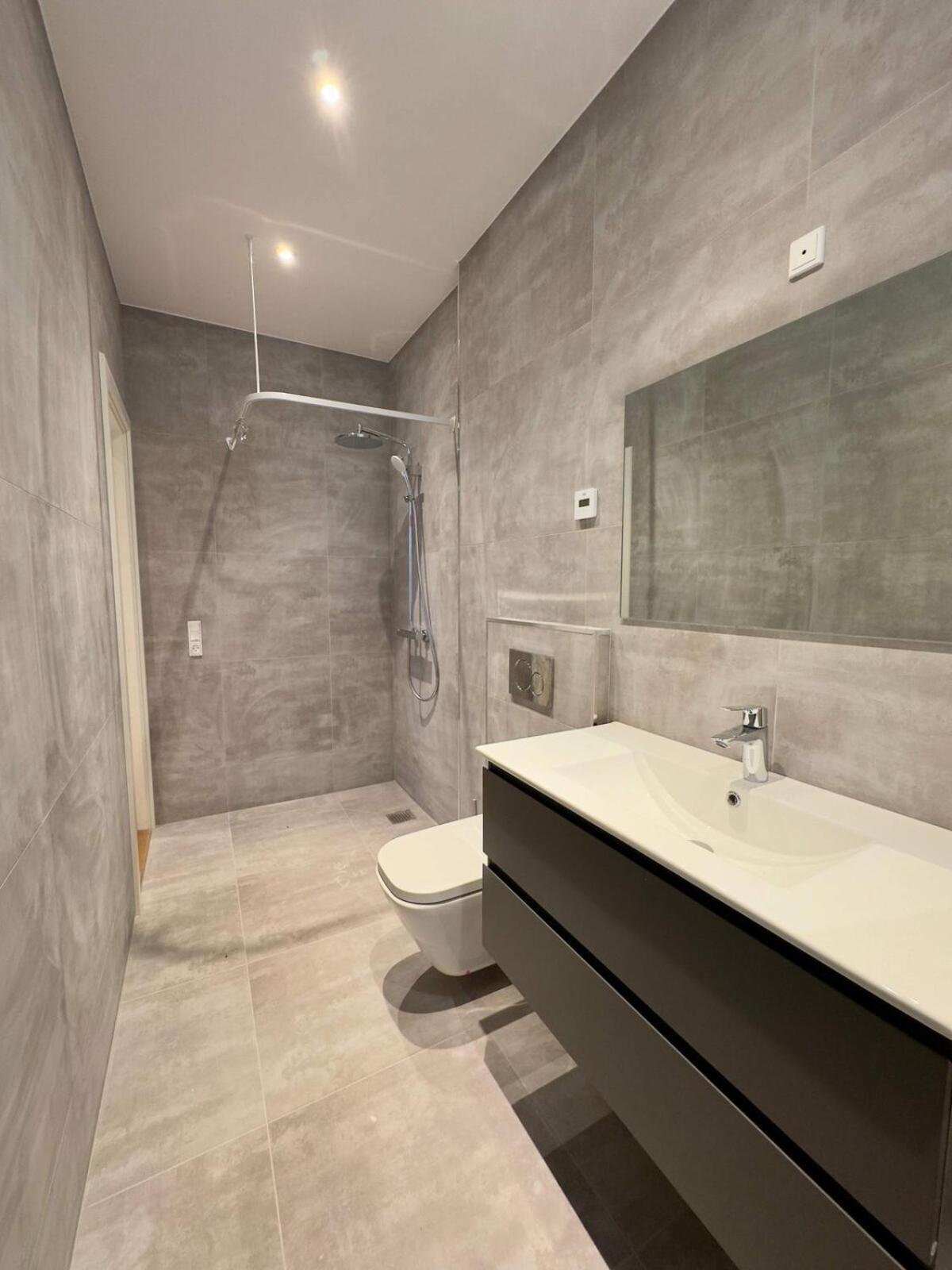 Apartamento Newly Renovated 2br With Large Balcony